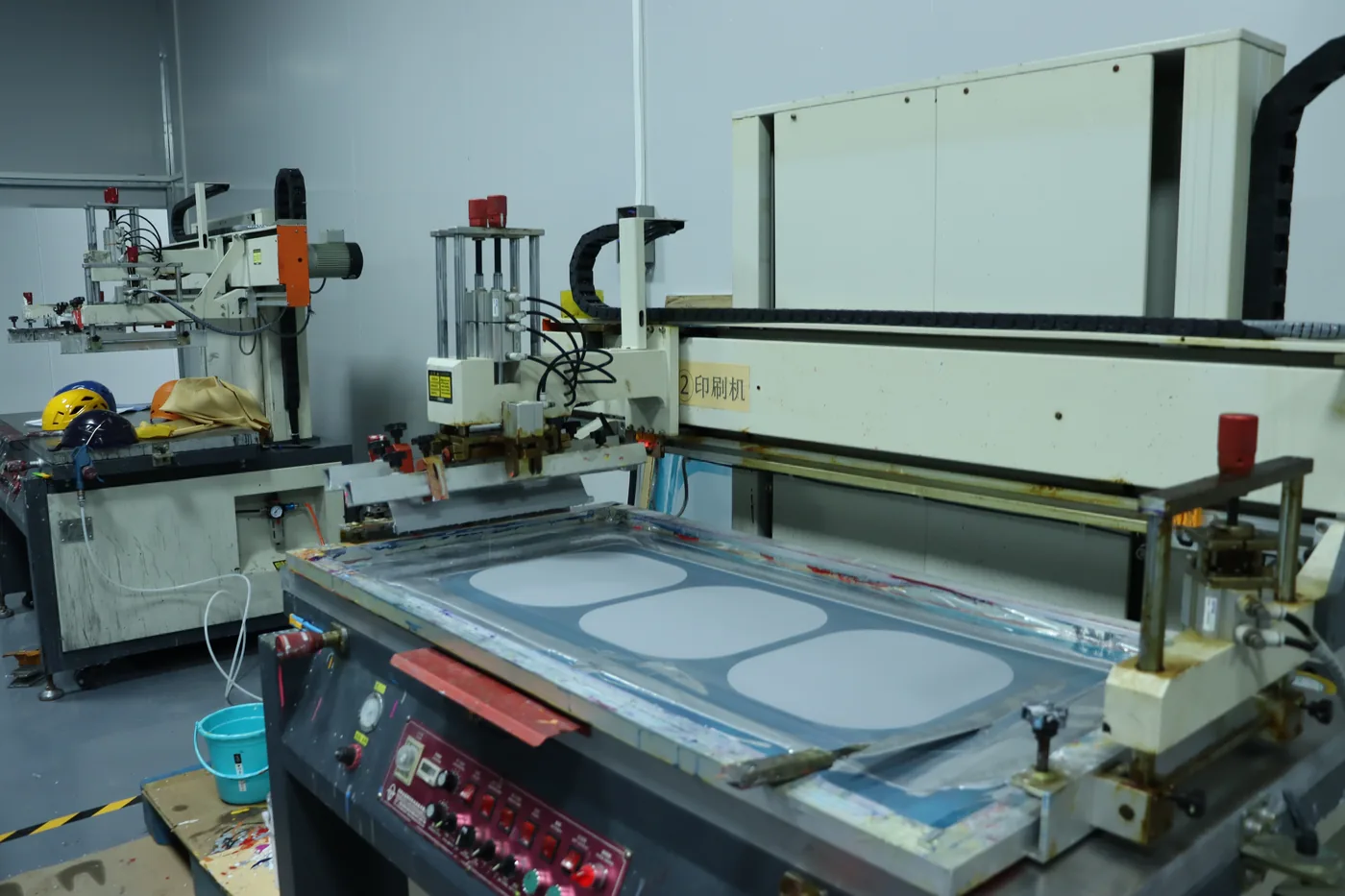 Precision Cutting - Spoton helmet factory China